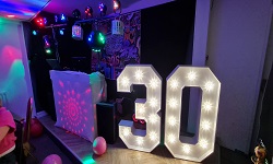Disco Package 1 with 30 light up numbers